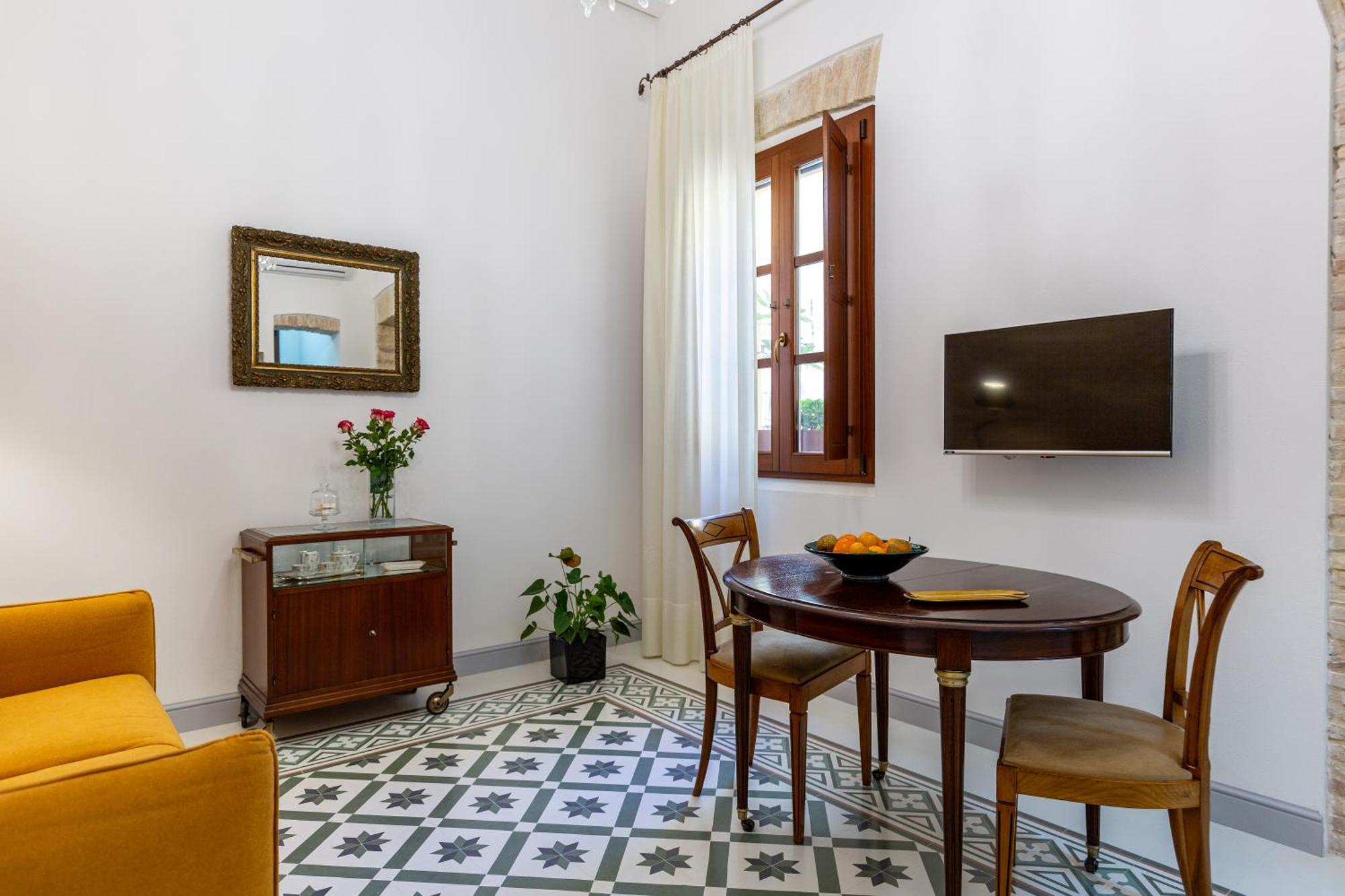 Ferienwohnung Mch-Marina Charming House Cagliari Exterior foto